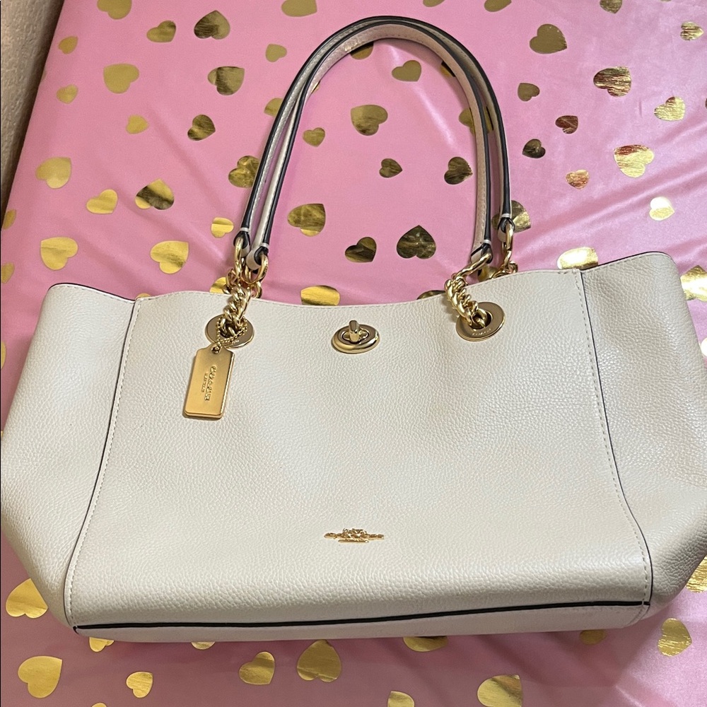Coach Off-White Leather Shoulder Bag with Gold Hardware